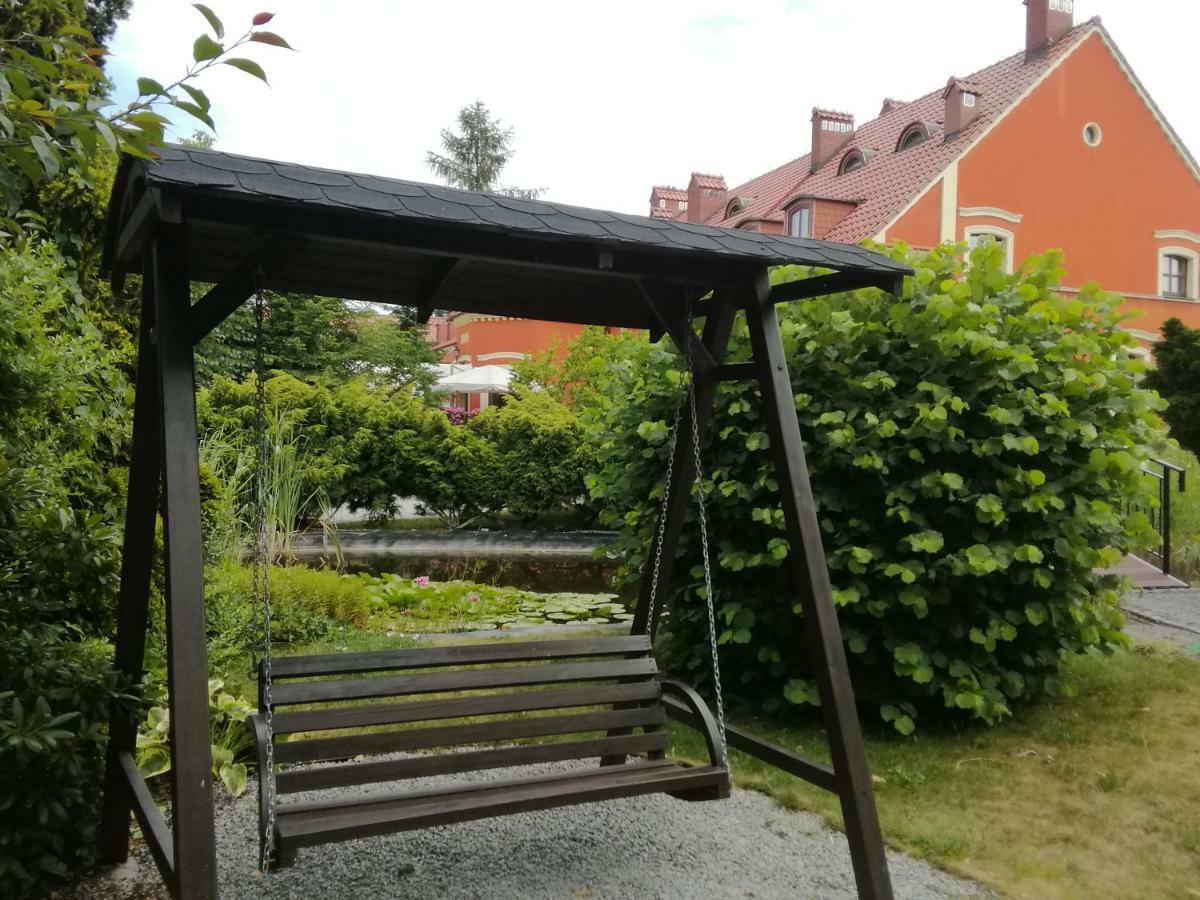 Dworek 1885 Schildberg Exterior foto